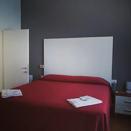 Piccola Firenze מלון